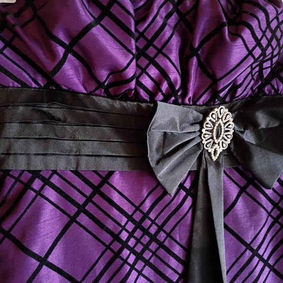 Heart Soul Dress - Picture 7 of 10